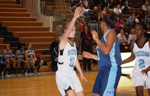 Guard Rachel Sisco calls for a pass while forward Yeiwah Brewah positions herself. Photo by Melissa Kantor.