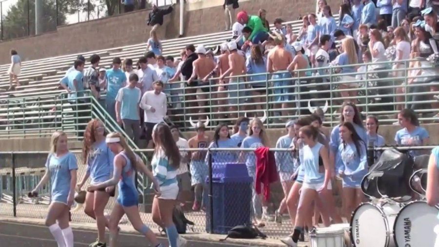 Student body comes together to film ROAR