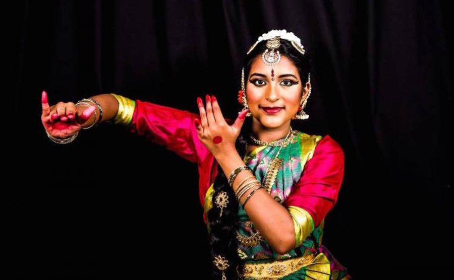 From school to the stage, sophomore masters the art of traditional Indian dance
