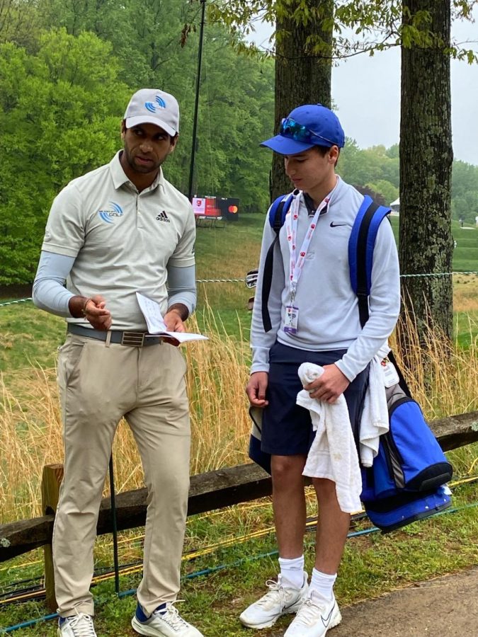 When Whitman’s athletic department announced the pro-am caddying opportunity in late April, students immediately rushed to enter their name on the sign-up list.