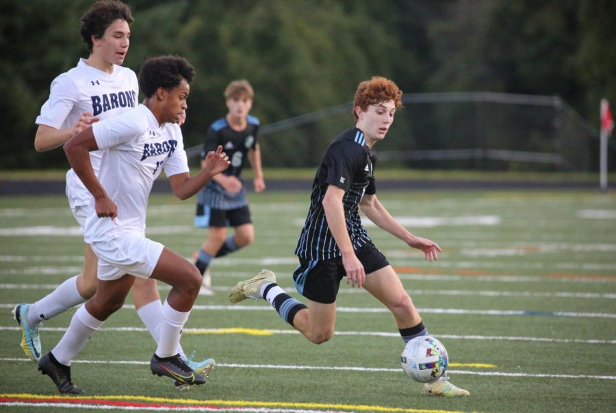 Boys soccer suffers heartbreaking 1–0 defeat to B-CC in overtime