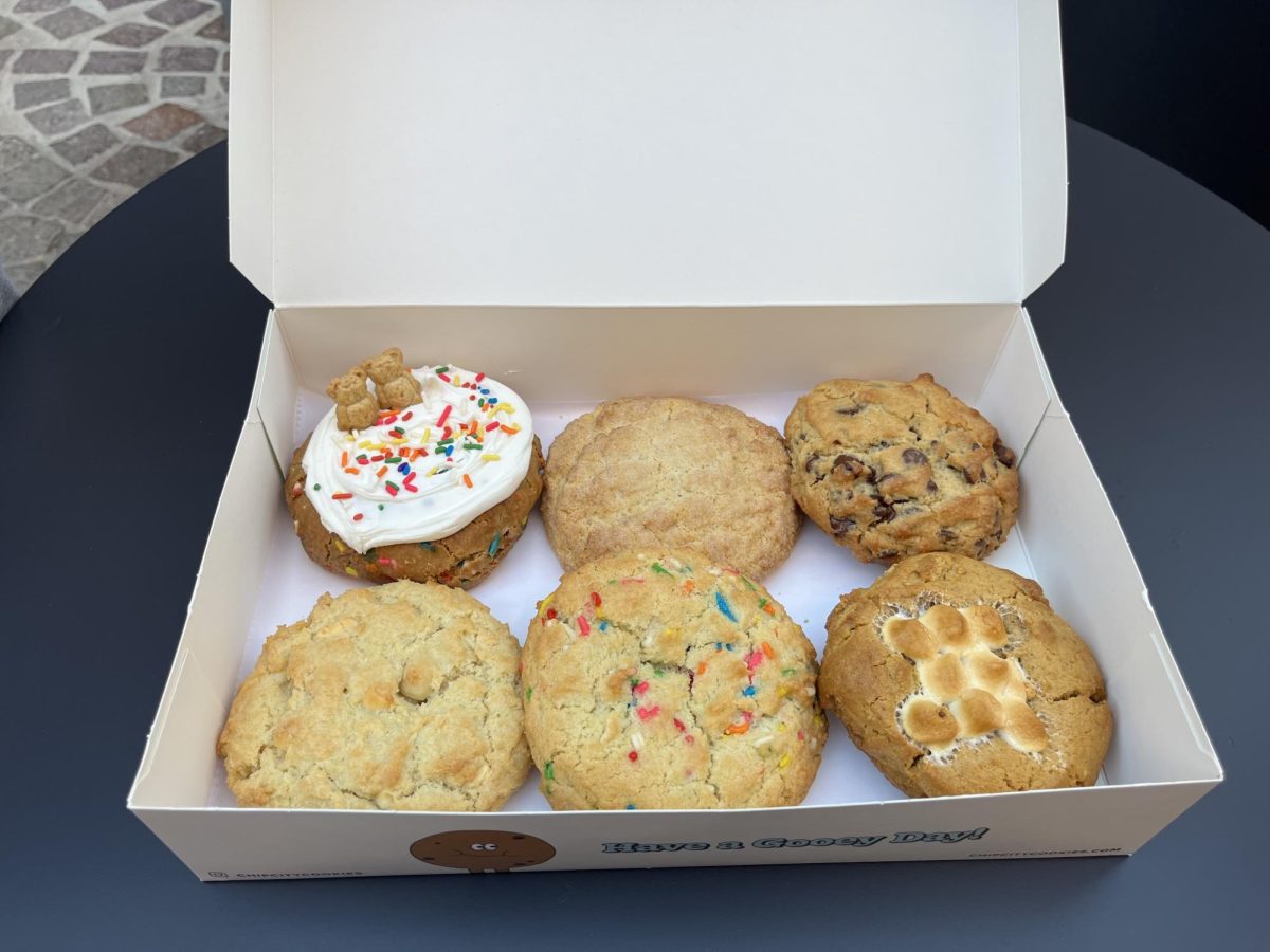 With ample competition, is Chip City Cookies a welcome addition to the existing market, or does it fall short? To answer this question, The B&W visited the new location and tried each of this week’s offerings.
